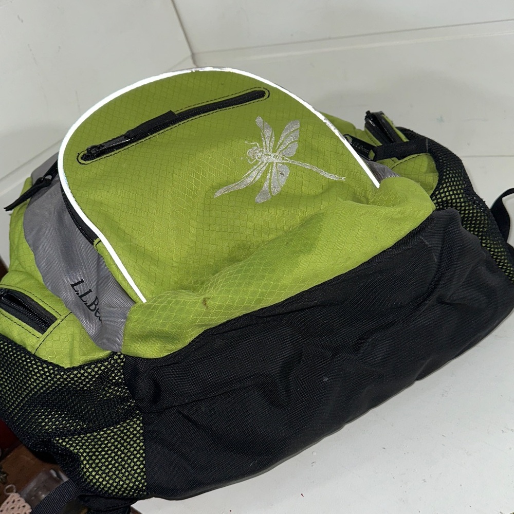 LL Bean chartreuse nylon back pack - Picture 5 of 12